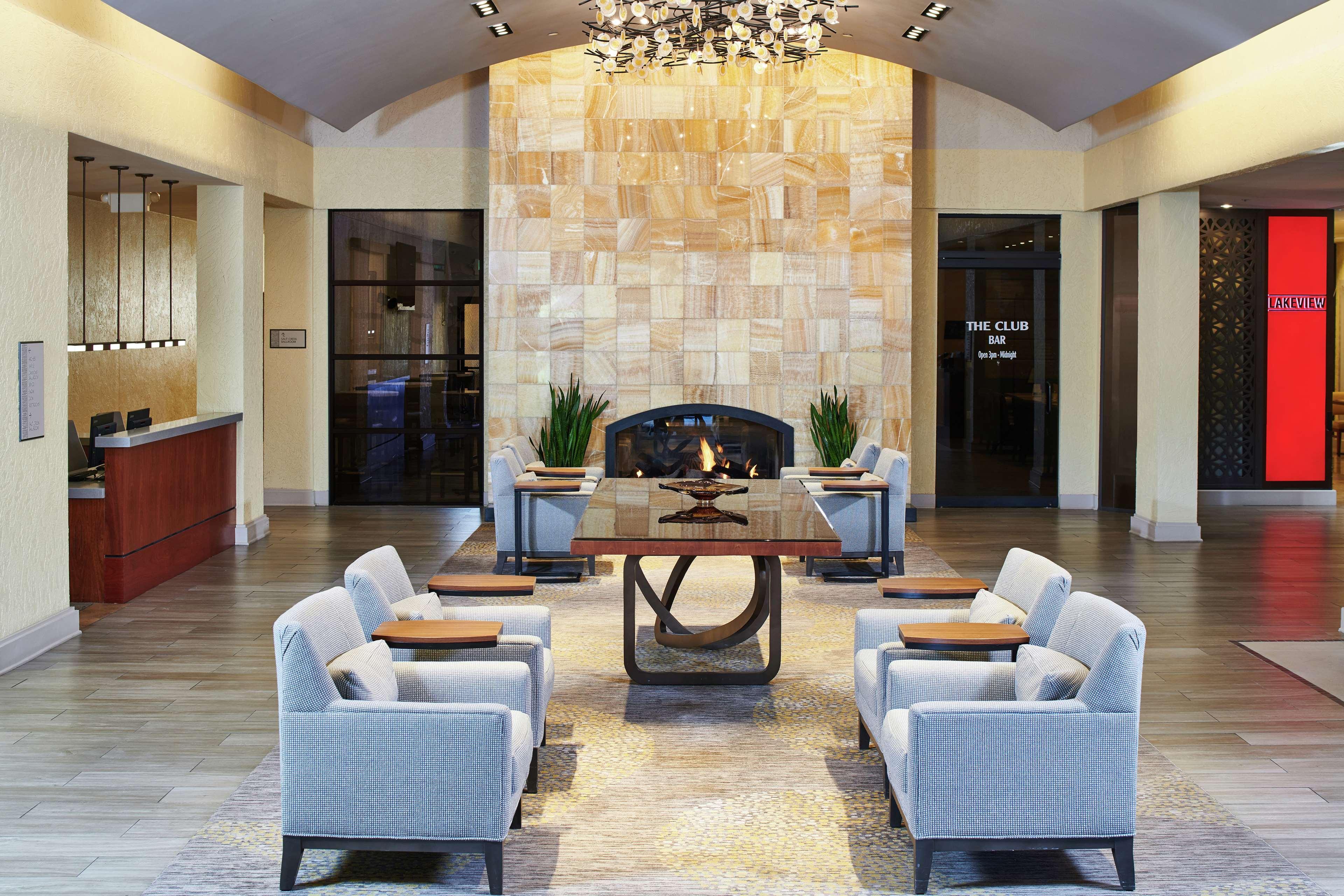 Doubletree By Hilton Hotel Salt Lake City Airport Exterior foto